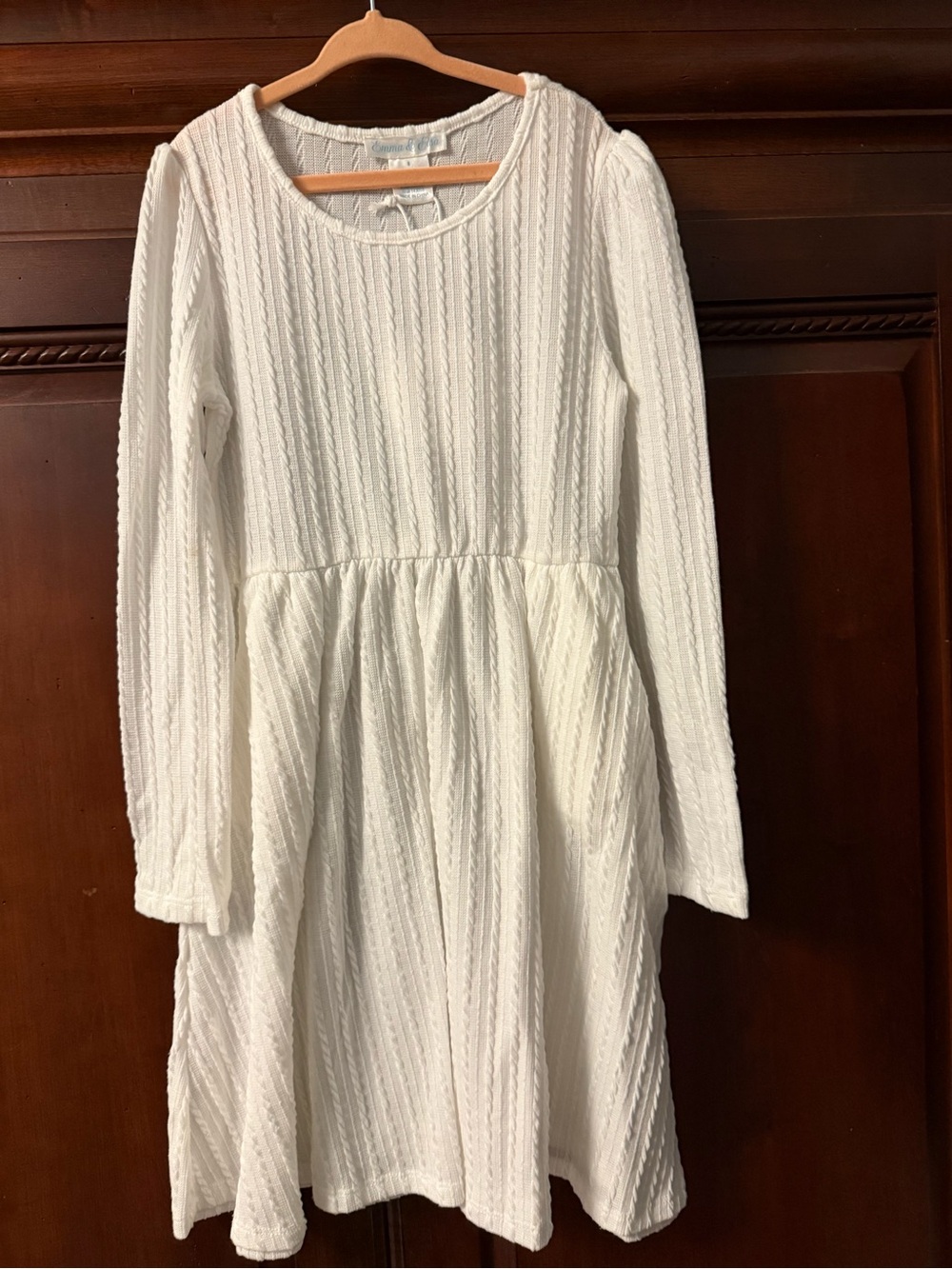 Girls' White Textured Long-Sleeve Casual Dress